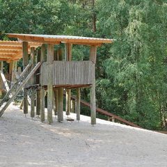 Abenteurspielplatz Klettertürme