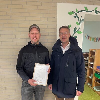 Besuch von Stadtdirektor Henning Fricke bei Kitaleiter Jelle Plat anlässlich des Tages der Kinderbetreuung