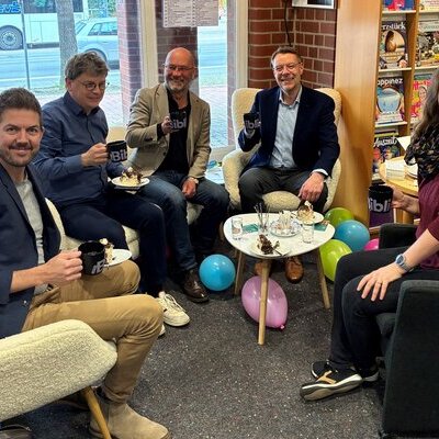 Besuch der Vertreter von Biblio in der Bibliothek der Samtgemeinde Zeven