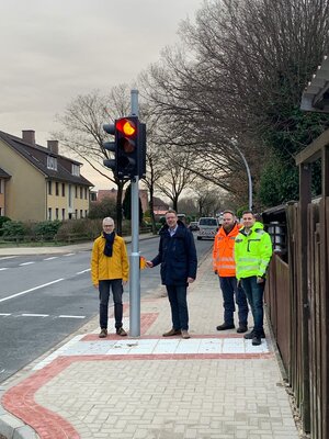 Abnahme der neuen Ampel in derGodenstedter Straße 