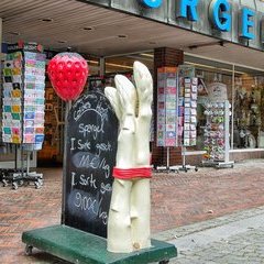 Geschäft Fußgängerzone Haushaltswaren und Deko