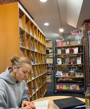 Nutzerin Open Library Light